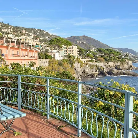 2 Bedroom Amazing Apartment In Genova Appartement